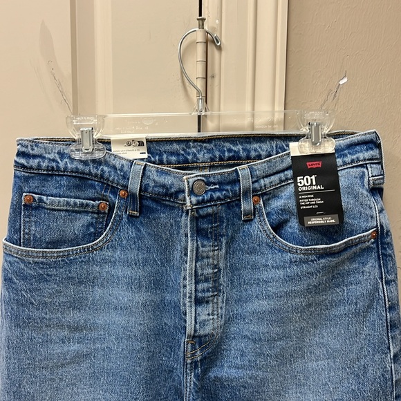 Levis jeans - Picture 2 of 5
